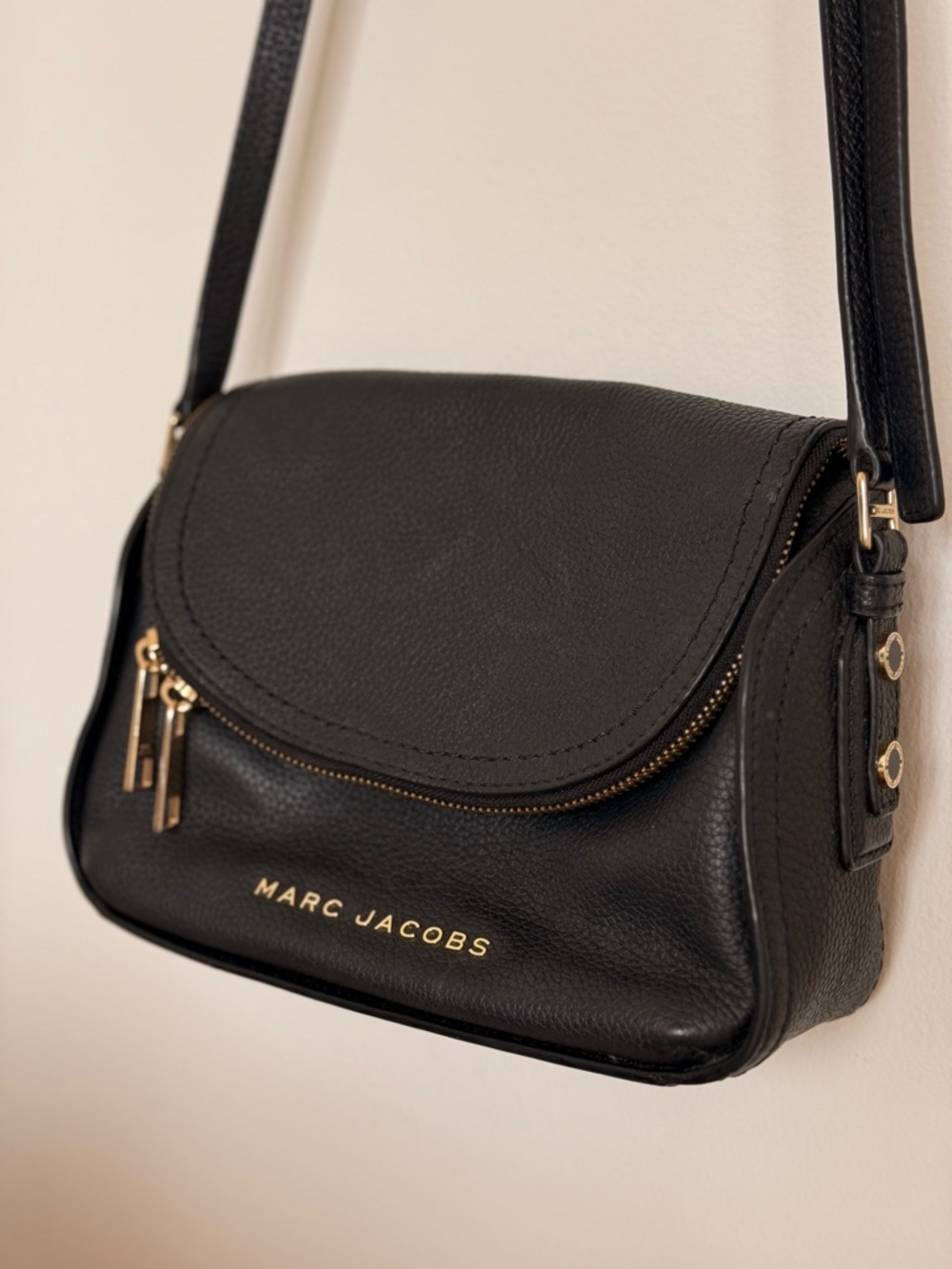 Marc Jacobs Black Pebbled Leather Crossbody with Gold Hardware